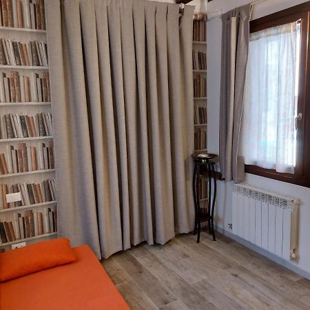 Isepo Apartment Venecia Exterior foto