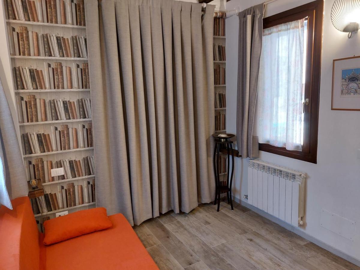 Isepo Apartment Venecia Exterior foto